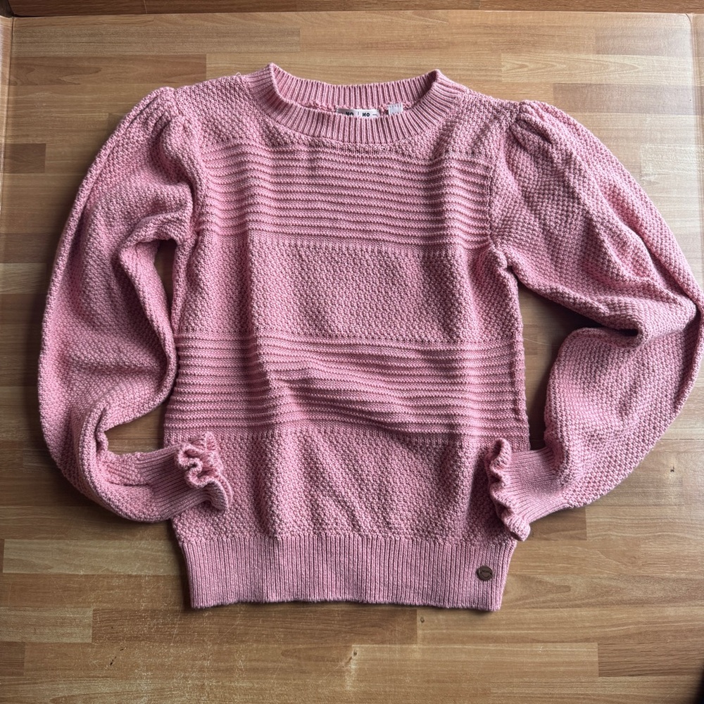Nono pink knit sweater size 9/10